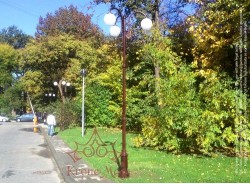 Stalp Iluminat Parc Metalic cu Ornamente Fonta UNIO-3C-T1